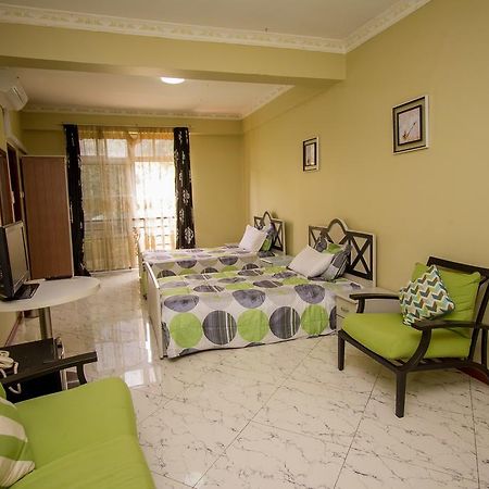 Grand Global Hotel Kampala Buitenkant foto