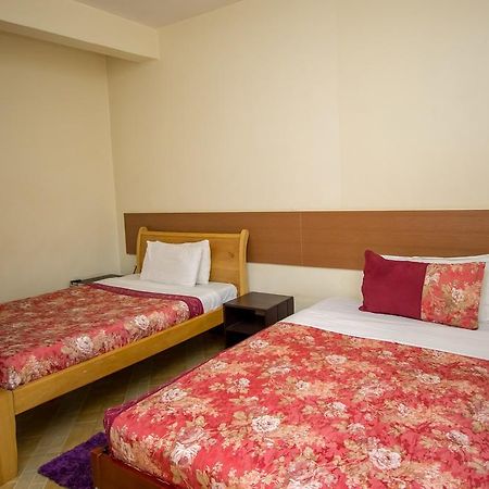 Grand Global Hotel Kampala Buitenkant foto