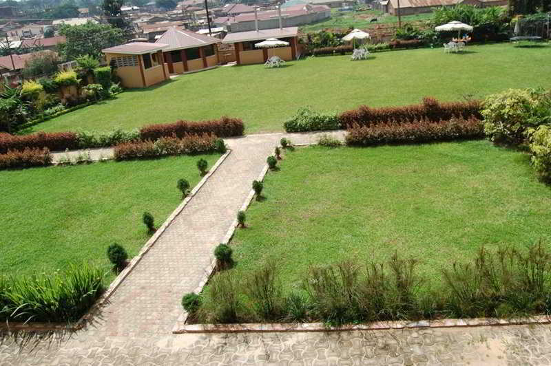 Grand Global Hotel Kampala Buitenkant foto