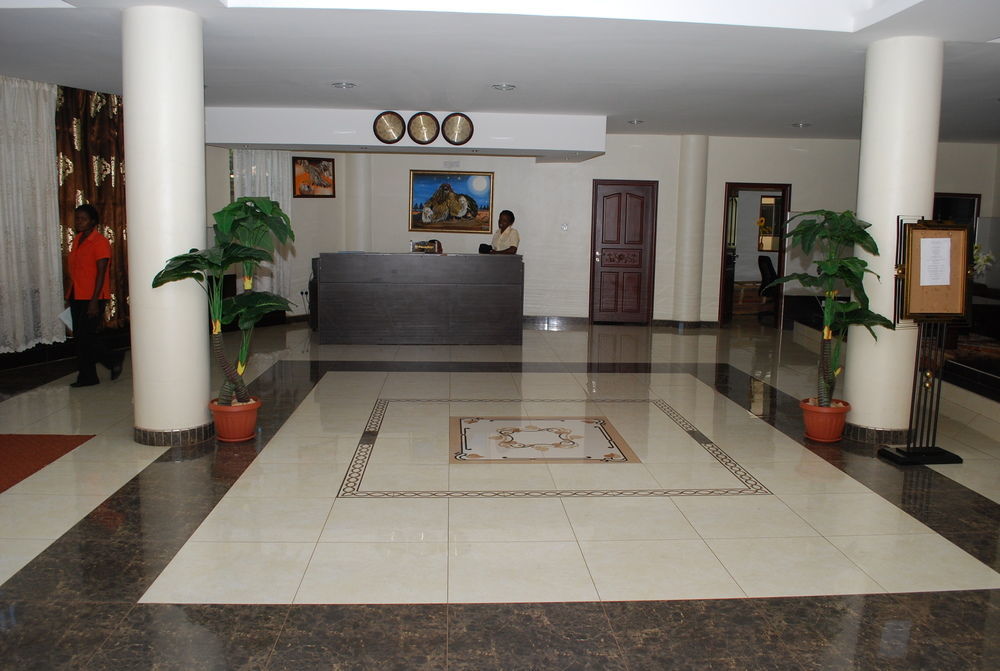 Grand Global Hotel Kampala Buitenkant foto