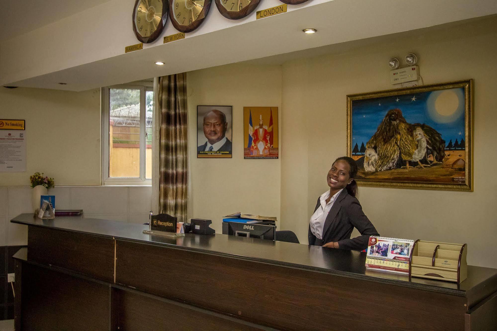 Grand Global Hotel Kampala Buitenkant foto